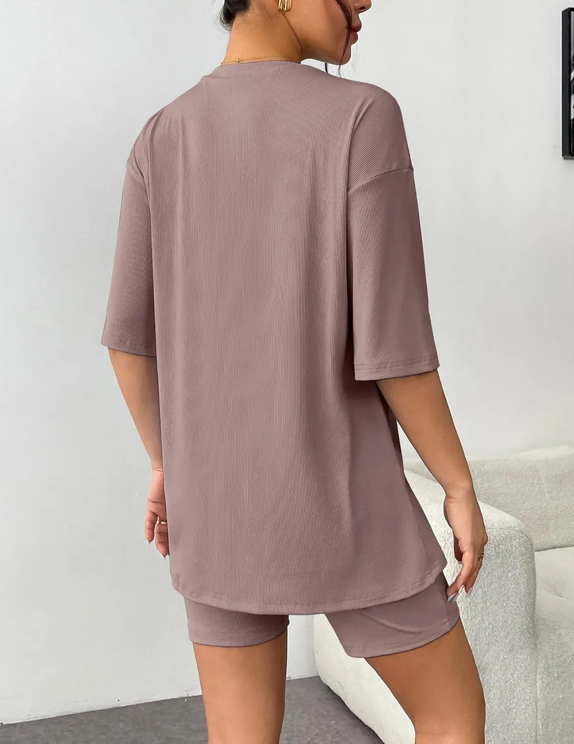 Ekouaer Womens Pajamas 2 Piece Lounge Sets Ribbed Knit Matching T-shirt Biker Shorts Outfits Sleepwear Loungewear