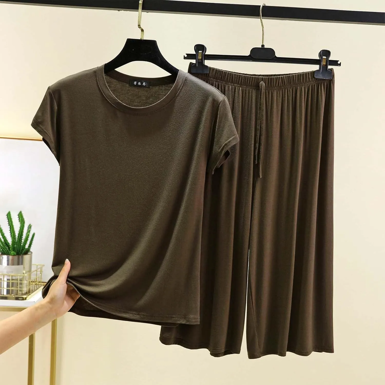 Women's Basic Capri Pants Modal Lounge Sets 2 Piece Pajamas with Short Sleeve Crewneck T Shirts Soft Cozy Sleepwear